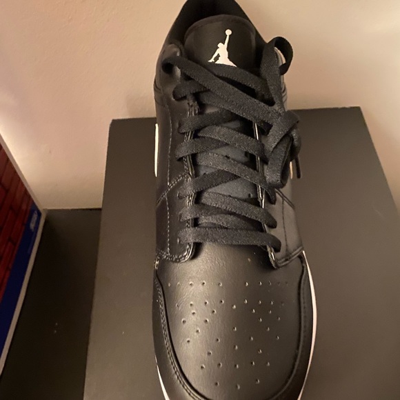 Men’s Jordan 1 Retro MCS Low - Picture 7 of 10